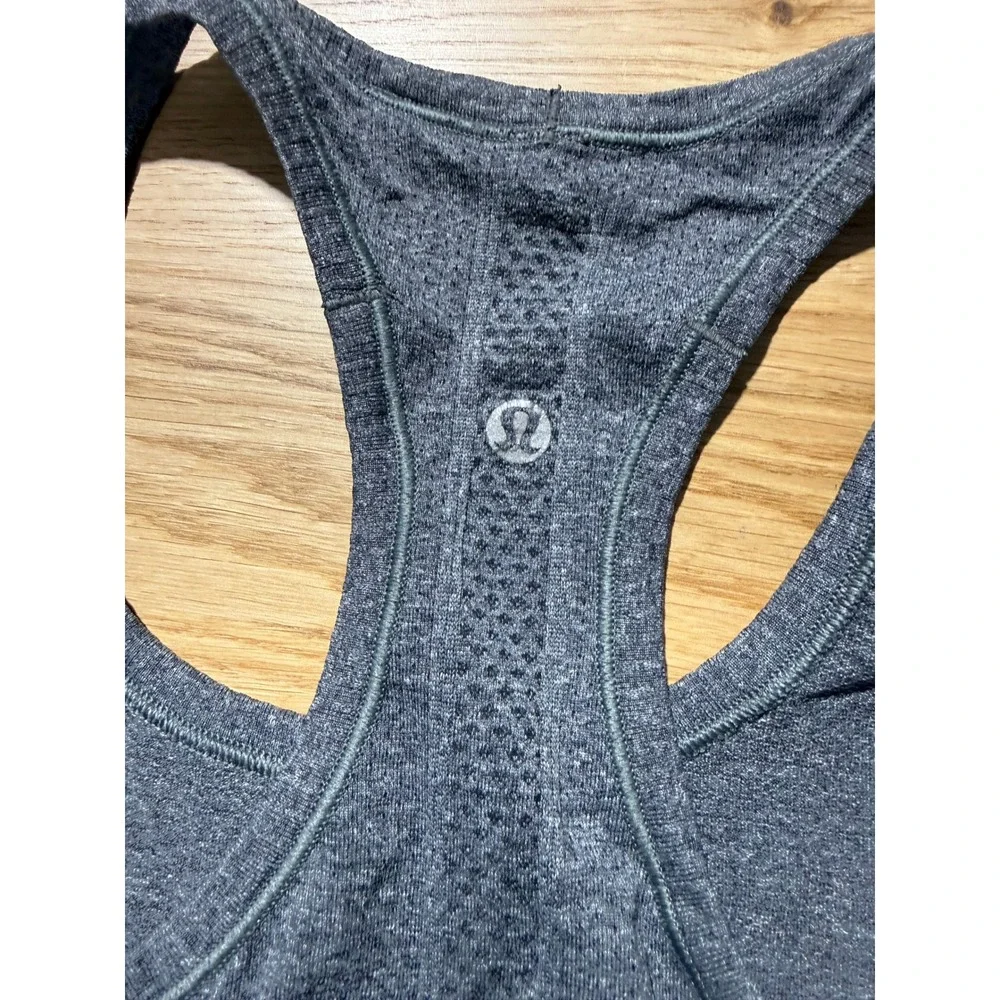 Lululemon Athletica Swiftly Tech Racerback Tank Top - Size 4